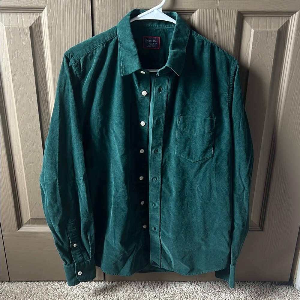 🌲 UNTUCKit Cord Shirt